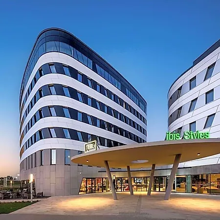 Ibis Styles Airport Budapest
