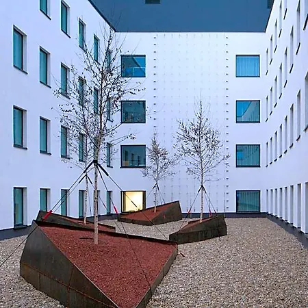 Ibis Styles Airport Hotel Budapest