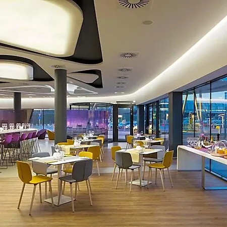 Hotel Ibis Styles Airport 3*